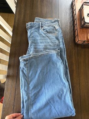 American Eagle Super High-Waisted Wide Leg Baggy Jeans | Size 10 X-Long